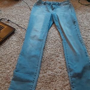 Regular wash jeans